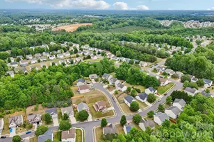 8718 Buttonwood Ct, Charlotte, NC 28215 - Photo 27