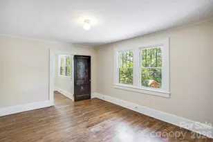 32 Swannanoa Ave, Asheville, NC 28806 - Photo 19