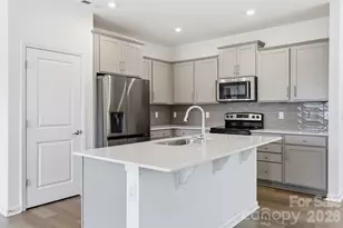 16401 Leading St, Charlotte, NC 28273 - Photo 9