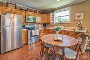 64 Haw Creek Cir, Asheville, NC 28805 - Photo 27