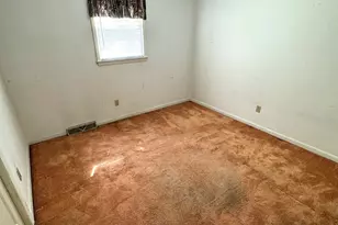 3968 Dover St, Claremont, NC 28610 - Photo 13