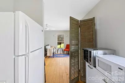 33 Madison Street, Asheville, NC 28801 - Photo 13