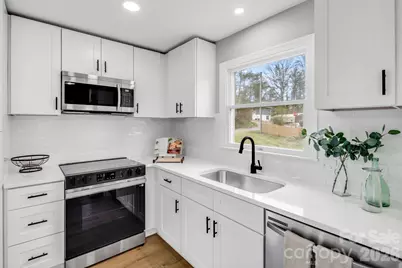 15 Kent Street, Asheville, NC 28803 - Photo 17