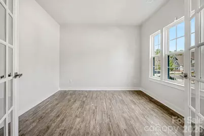 10344 Paper Birch Drive, Charlotte, NC 28215 - Photo 5