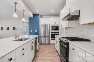 10344 Paper Birch Dr, Charlotte, NC 28215 - Photo 17