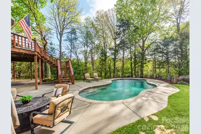 7015 Oakview Lane, Charlotte, NC 28226 - Photo 3