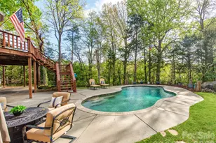 7015 Oakview Ln, Charlotte, NC 28226 - Photo 3