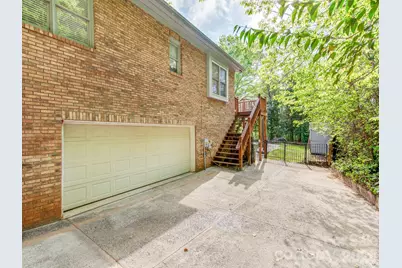 7015 Oakview Lane, Charlotte, NC 28226 - Photo 45
