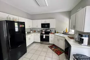 8049 Stoneham Ct, Matthews, NC 28105 - Photo 7