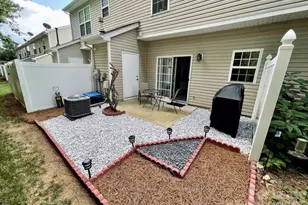 8049 Stoneham Ct, Matthews, NC 28105 - Photo 17