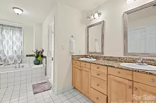 21425 Crown Lake Dr, Cornelius, NC 28031 - Photo 27