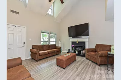 9207 Kimmel Lane, Charlotte, NC 28216 - Photo 3
