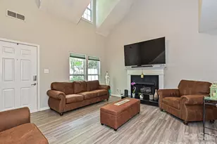 9207 Kimmel Ln, Charlotte, NC 28216 - Photo 3