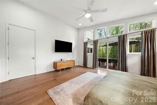 1852 Lakedell Dr, Charlotte, NC 28215 - Photo 23