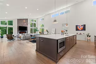 1852 Lakedell Dr, Charlotte, NC 28215 - Photo 13