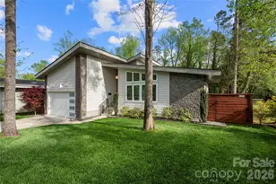 1852 Lakedell Dr, Charlotte, NC 28215 - Photo 3