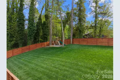 1852 Lakedell Drive, Charlotte, NC 28215 - Photo 35