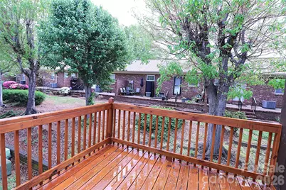 525 SW 12th Street SW #29, Hickory, NC 28602 - Photo 17