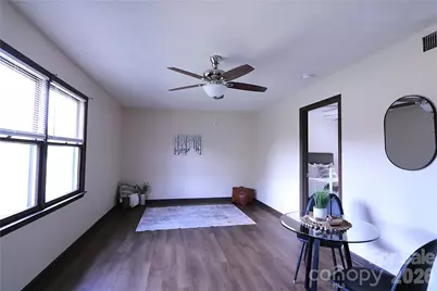 525 SW 12th Street SW #29, Hickory, NC 28602 - Photo 3