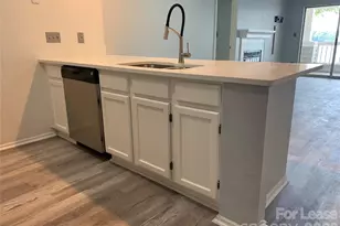 912 Southwest Dr, Davidson, NC 28036 - Photo 5