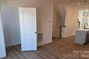 5009 Layman Dr, Charlotte, NC 28226 - Photo 9