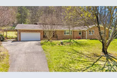 6334 Jacks Creek Road, Burnsville, NC 28714 - Photo 5