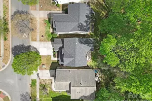 2604 Cochrane Dr, Charlotte, NC 28269 - Photo 27