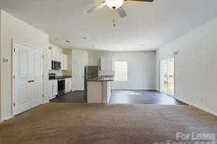 6217 Ahoskie Dr, Charlotte, NC 28215 - Photo 7