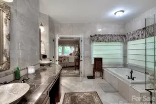 4601 Nobility Ct, Charlotte, NC 28269 - Photo 17