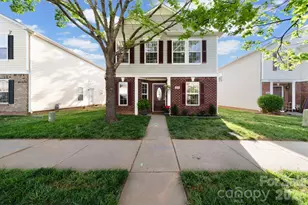 711 Skywatch Ln, Monroe, NC 28112 - Photo 3