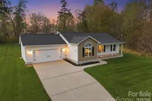 217 Winding Cedar Dr, Statesville, NC 28677 - Photo 1