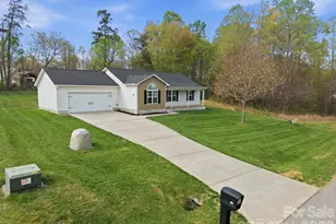 217 Winding Cedar Dr, Statesville, NC 28677 - Photo 3