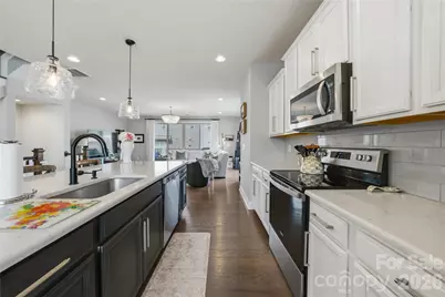1105 Towns Hill Way, Charlotte, NC 28209 - Photo 11