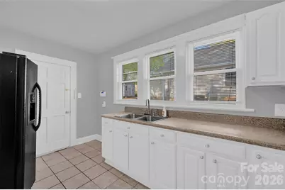 328-330 3rd Avenue SE, Hickory, NC 28602 - Photo 11