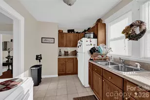 328-330 3rd Ave SE, Hickory, NC 28602 - Photo 27