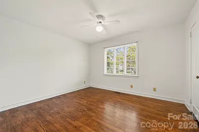 1811 Lynnwood Drive, Charlotte, NC 28209 - Photo 11