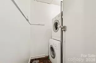 1811 Lynnwood Dr, Charlotte, NC 28209 - Photo 13