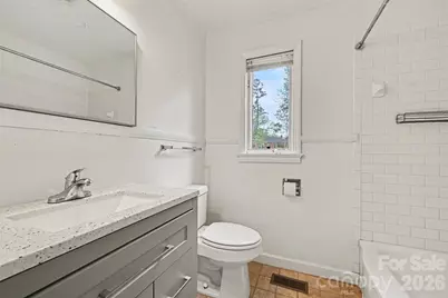 1811 Lynnwood Drive, Charlotte, NC 28209 - Photo 13