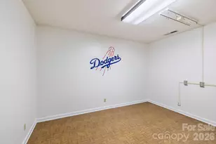 204 Woodfield Dr, Asheville, NC 28803 - Photo 33