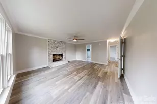 307 W Washington Ave, Bessemer City, NC 28016 - Photo 5