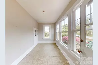 307 W Washington Avenue, Bessemer City, NC 28016 - Photo 7