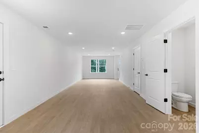 119 8th Avenue Drive SE #5, Hickory, NC 28602 - Photo 3