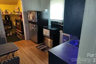 405 S 12th St, Bessemer City, NC 28016 - Photo 13