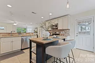 1521 Winston Dr, Charlotte, NC 28205 - Photo 9