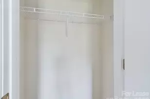 8021 Murray Br Dr, Charlotte, NC 28216 - Photo 27