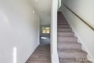 8021 Murray Br Dr, Charlotte, NC 28216 - Photo 11