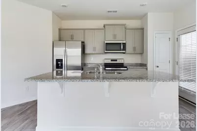 8021 Murray Branch Drive, Charlotte, NC 28216 - Photo 5