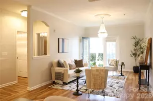 700 Vista Lake Dr, Candler, NC 28715 - Photo 7