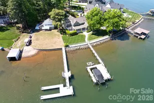 21217 Island Forest Dr, Cornelius, NC 28031 - Photo 3