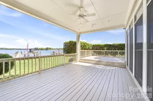 21217 Island Forest Dr, Cornelius, NC 28031 - Photo 11